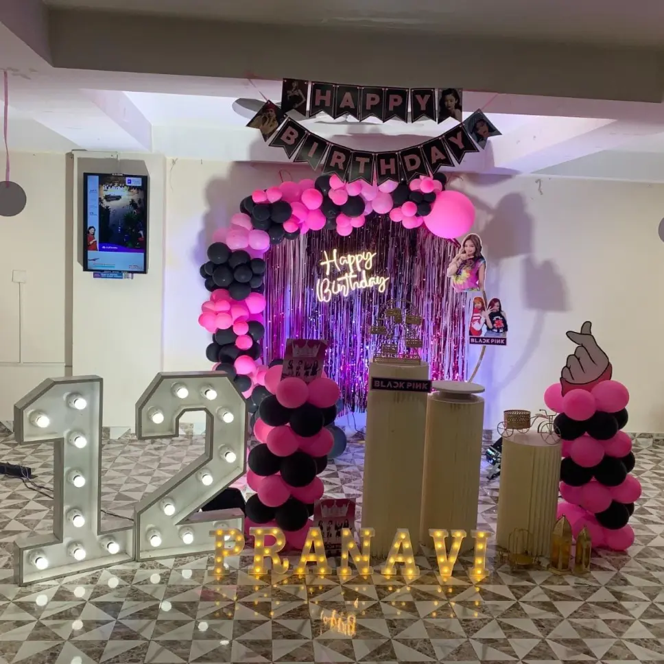 Black pink Band Theme Ring